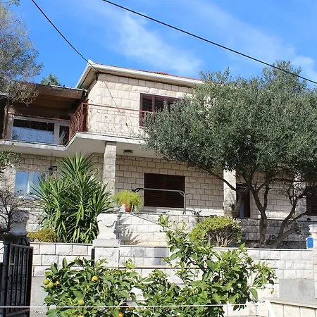 דירה Petra קורצולה