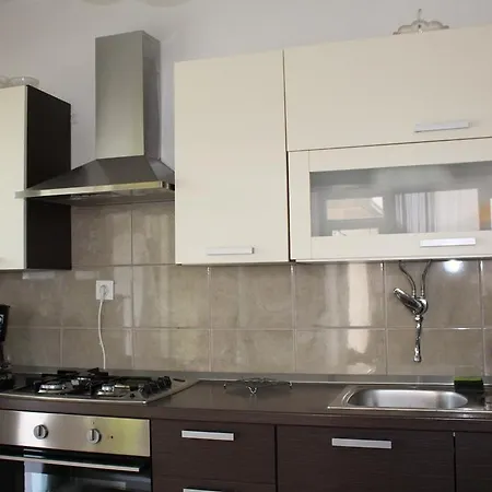 Apartament Petra *