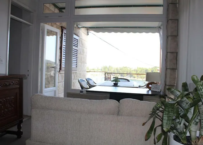 Apartament Petra *
